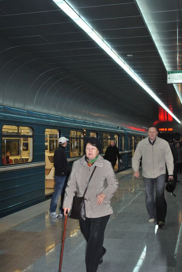 Станция метро Золотая Нива в Новосибирске