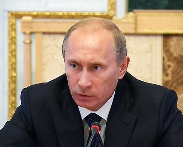 Путин поблагодарил профсоюзы за помощь в решении острых проблем