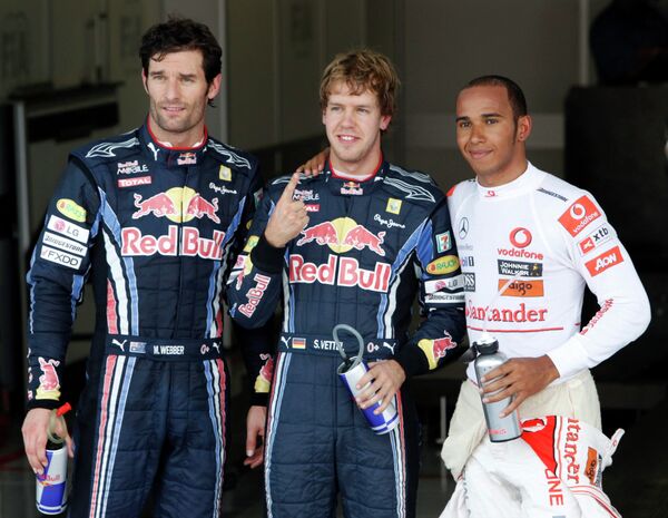 Себастьян Феттель, Марк Уэббер  и Льюис Хэмилтон заняли первые три места в квалификации Гран-при Японии