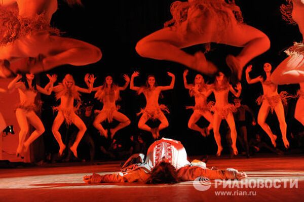 Балет по мотивам произведений Н.В.Гоголя Ночь на лысой горе в исполнении ансамбля Игоря Моисеева