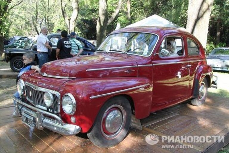 Автомобиль Volvo PV544 (1959), представленный на континентальной выставке ретро-автомобилей Автоклассика-2010 в Аргентине.