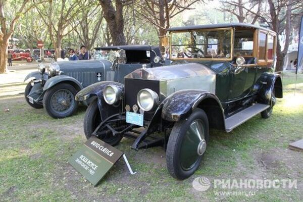 Автомобиль Роллс-Ройс Серебряный дух (Rolls Royce Silver Ghost, 1920)
