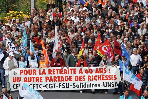 Всеобщая забастовка против пенсионной реформы объявлена во Франции