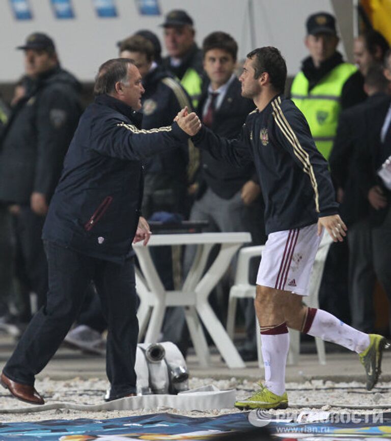 Дик Адвокат и Александр Кержаков (слева направо) Дик Адвокат и Александр Кержаков (слева направо)