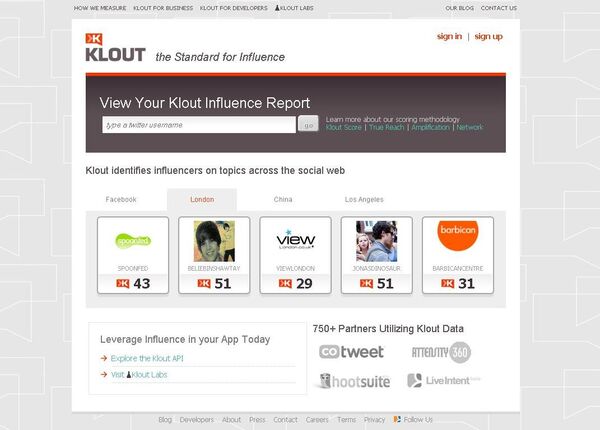 Сервис для анализа социальных сетей Klout