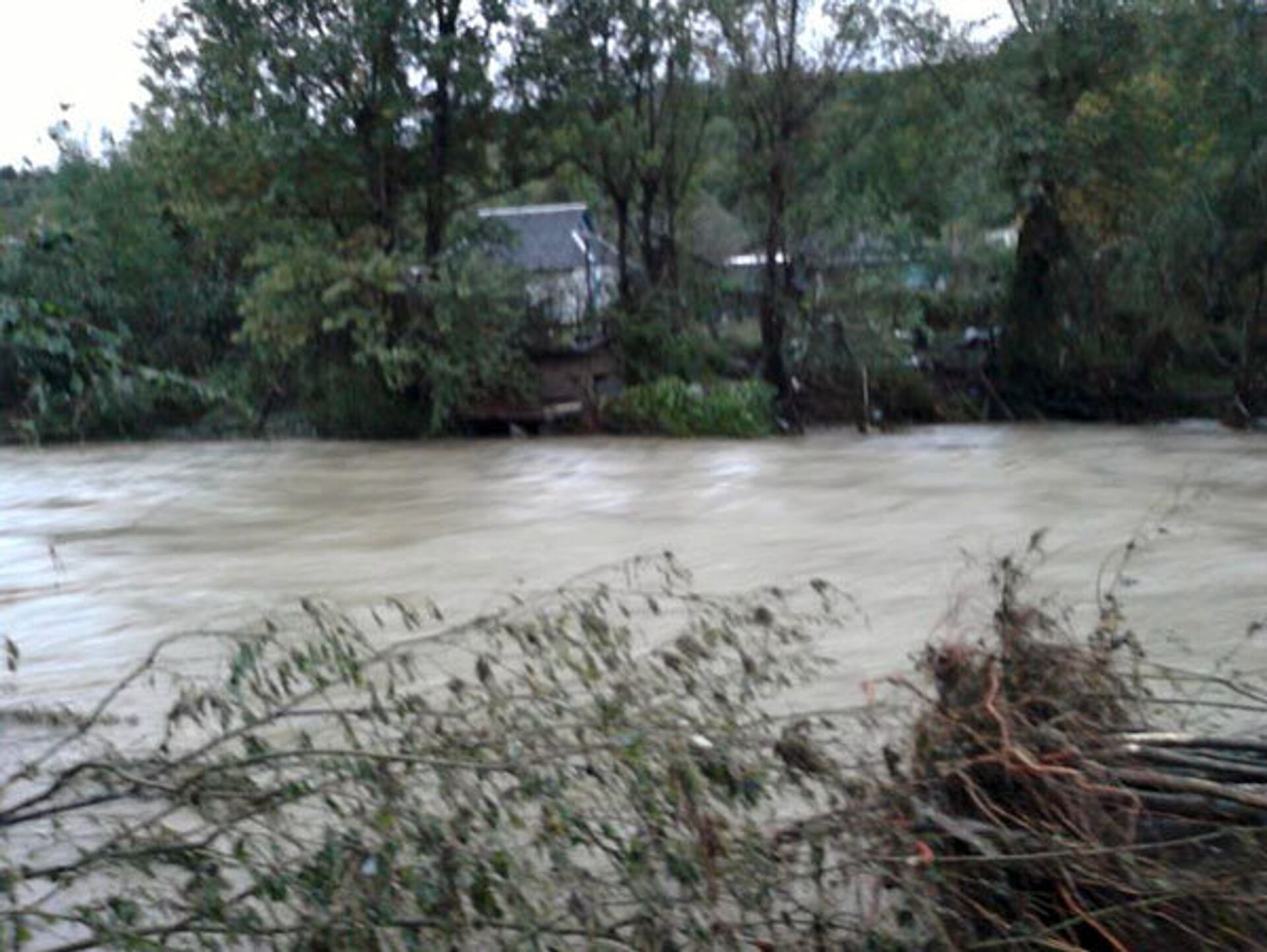 Кубань уровень воды в реке сегодня краснодар. Наводнение в Краснодарском крае характер. Покажи Краснодарский край Новокубанский район наводнение.