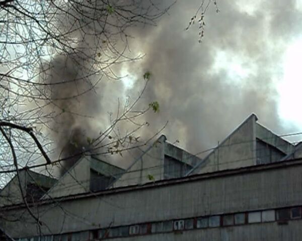 Общежитие института стали и сплавов полыхает на юге Москвы