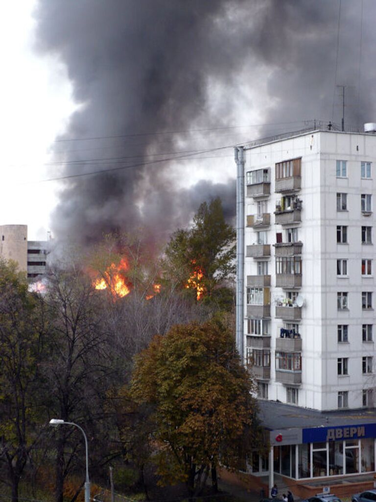 Пожар в общежитии института стали и сплавов в Москве