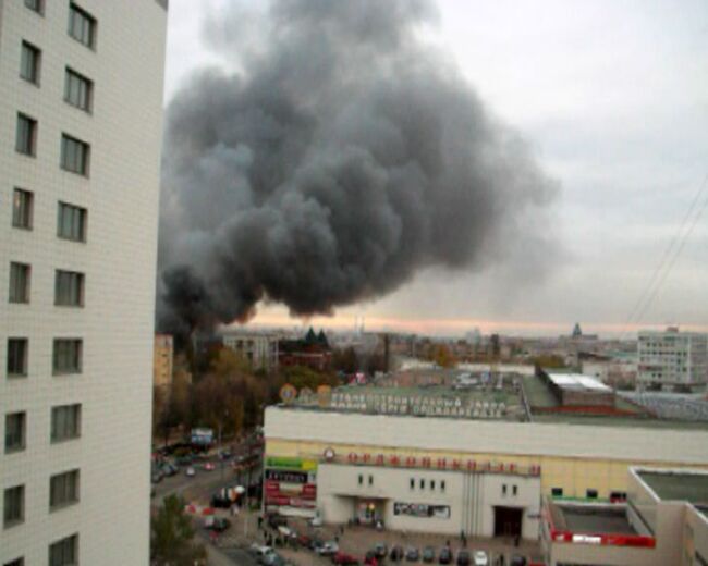 Столб дыма от пожара в общежитии был виден за несколько километров