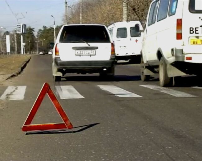 В Ангарске на пешеходном переходе машина сбила ребенка