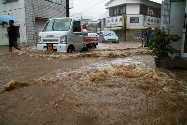 Крупное наводнение на юге Японии 