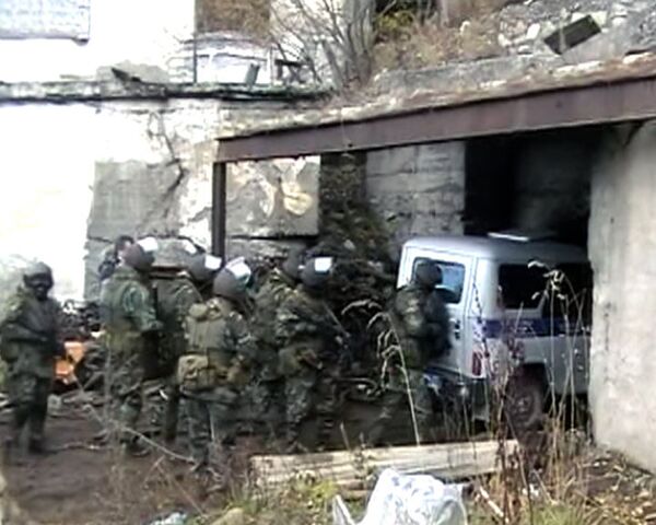 Спецназ ведет поиск боевиков в заброшенной шахте в Кабардино-Балкарии