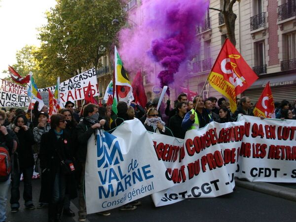 Демонстрация студентов в Париже