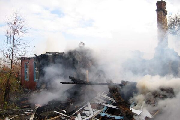 Пожар в жилом доме в поселке Новоуральский Таврического района