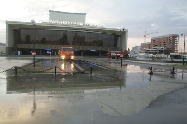 В Грозном обезврежена бомба возле здания театра 