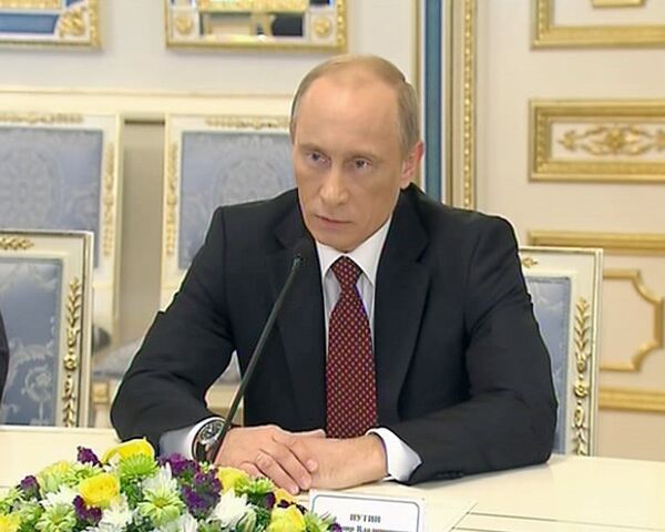 Путин похвалил Януковича за атмосферу доверия и желание сотрудничать