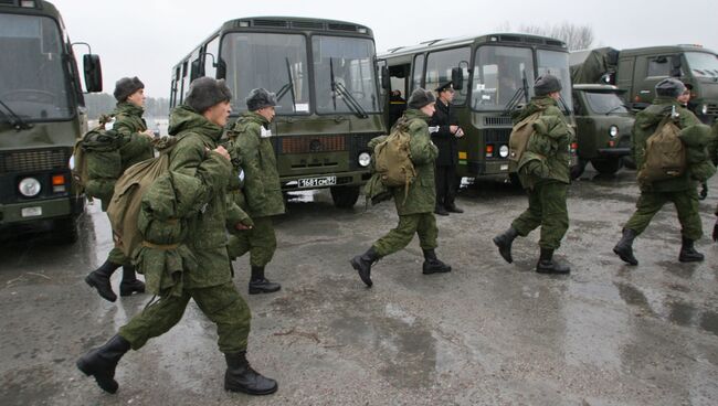 Группа призывников прибыла в Калининград для прохождения срочной службы на Балтийском флоте