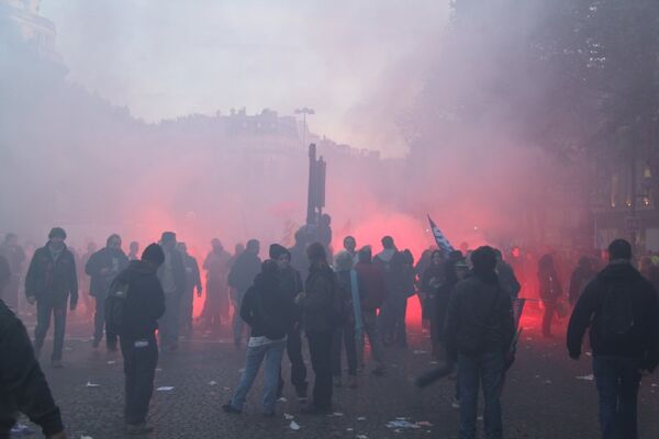 Демонстрация в Париже 28 октября 2010 г.
