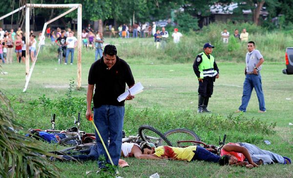 Неизвестные в Гондурасе застрелили 14 человек