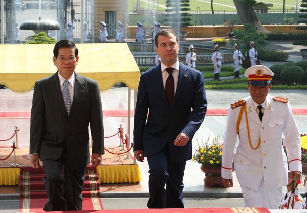 Официальный визит президента РФ Д. Медведева во Вьетнам
