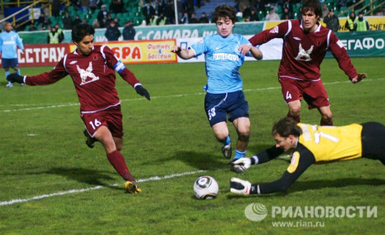 Игровой момент матча Крылья Советов - Рубин