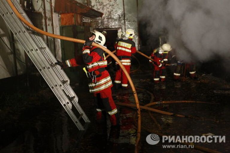 Пожар в здании на Большой Грузинской улице