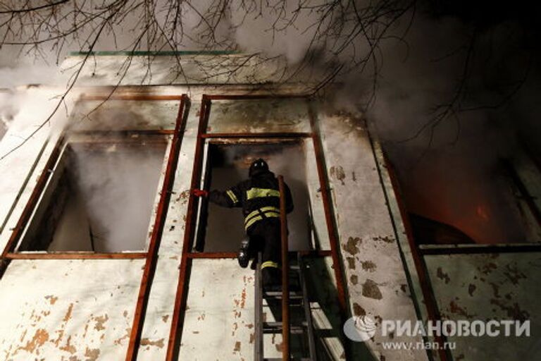 Пожар в здании на Большой Грузинской улице