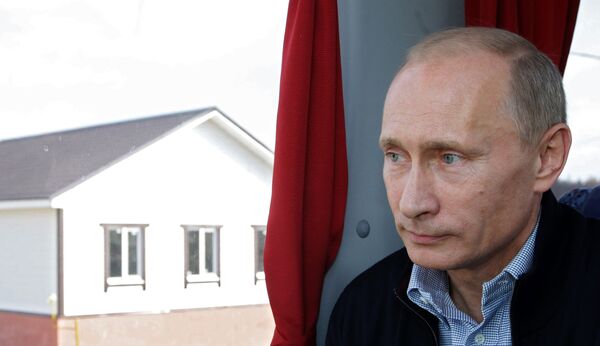 Премьер-министр РФ Владимир Путин посетил поселок Верхняя Верея. Архив
