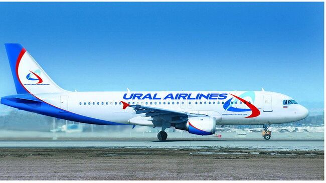 Самолет компании Уральские авиалинии. Архивное фото