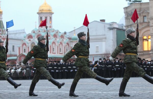 Репетиция шествия, посвященного историческому параду 1941 года на Красной площади в Москве