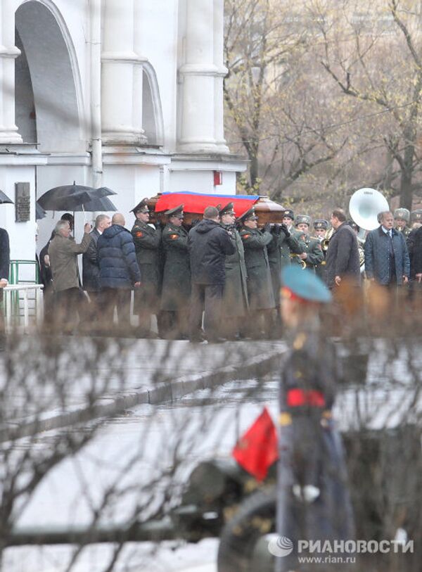 Похороны экс глава правительства РФ В.Черномырдина на Новодевичьем кладбище