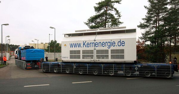 Контейнеры с ядерными отходами прибыли в Германию