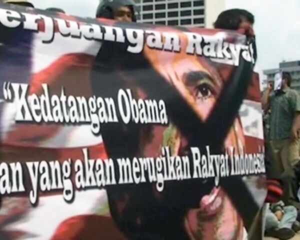 Индонезийская молодежь протестует против приезда Барака Обамы 