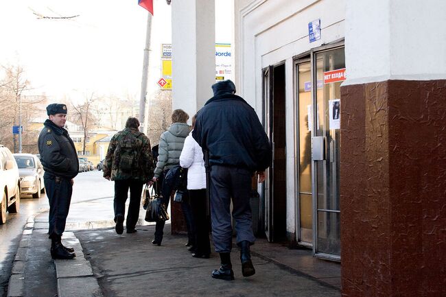 Подозрительный предмет обнаружили в среду пассажиры в московском метро