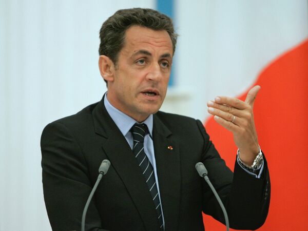 Скандальный закон о пенсионной реформе подписал президент Франции