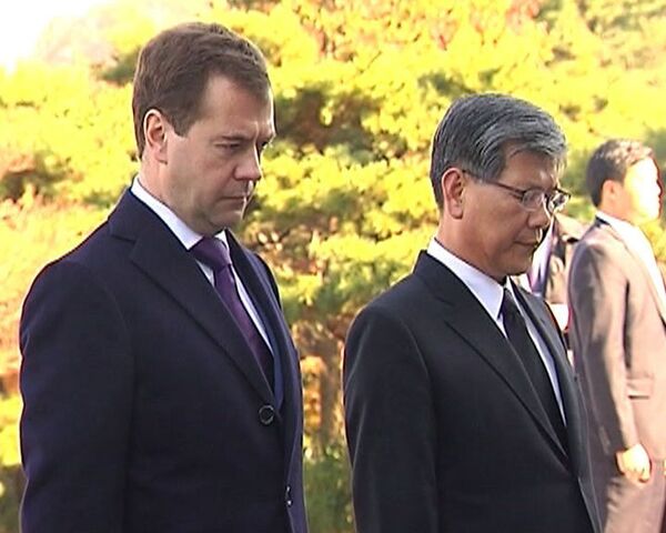 Медведев уверен, что Россия есть чему поучиться у Южной Кореи