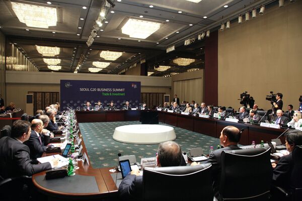 Дмитрий Медведев принял участие в заседании круглого стола Роль бизнеса в обеспечении устойчивого и сбалансированного спроса.
