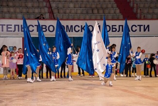 Ледовый клуб Ирины Родниной в Омске открыл зимний сезон