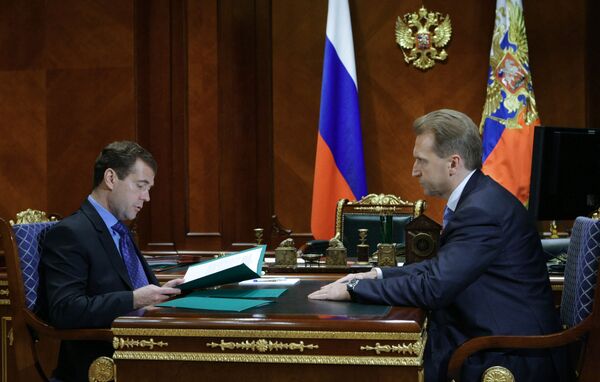 Встреча Дмитрия Медведева и Игоря Шувалова