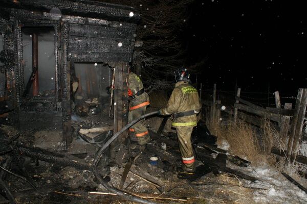 Пожар в жилом доме в Магадане
