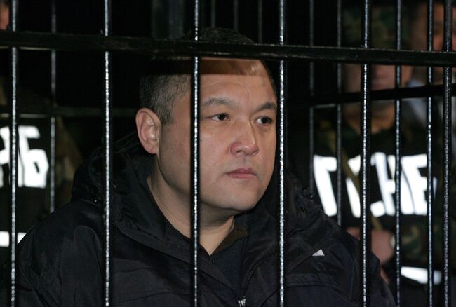 Суд над обвиняемыми в расстреле митингующих в Киргизии