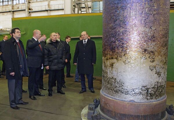 Премьер-министр РФ Владимир Путин посетил ОАО Корпорация ВСМПО-АВИСМА