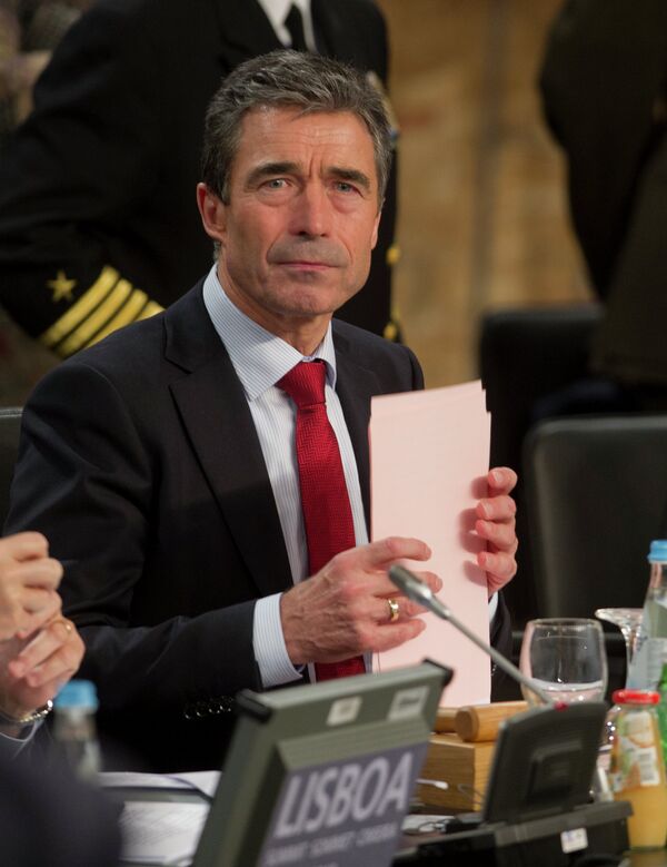 Генсекретарь НАТО Андерс Расмуссен участвует в заседании Совета Россия–НАТО