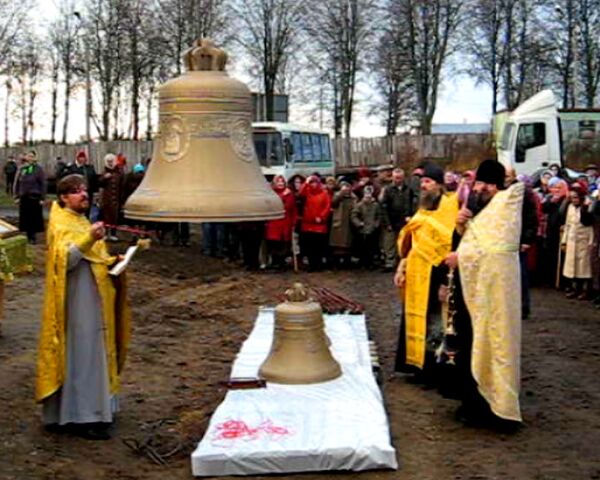 В Железногорске освятили колокола