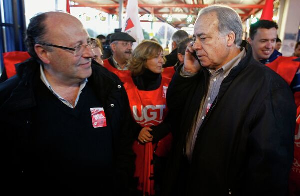 Лидеры профсоюзов CGTP и UGT во время забастовки в Португалии 