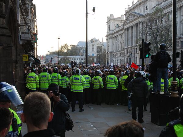 Бунтующий Лондон: учащиеся выступили против образовательной реформы