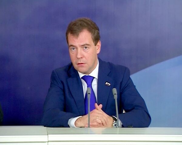 Медведев и Янукович обсудили проблемный энергетический вопрос  