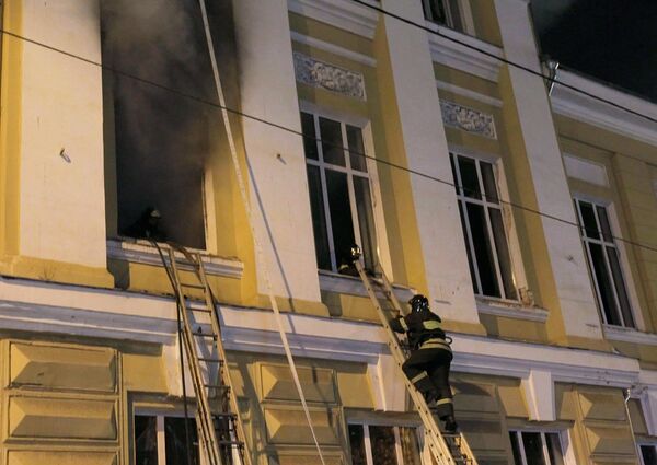 Пожар в клинике в центре Москвы. Архив