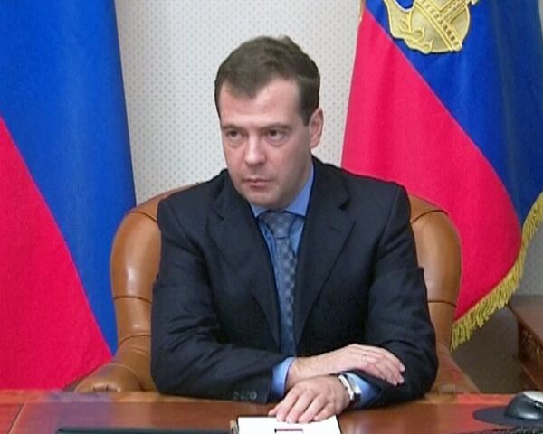 Медведев требует увольнения чиновников, допустивших резню в Кущевской