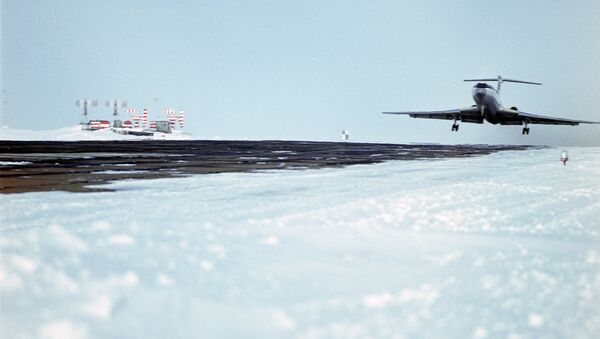 Самолет Ту-154. Архив